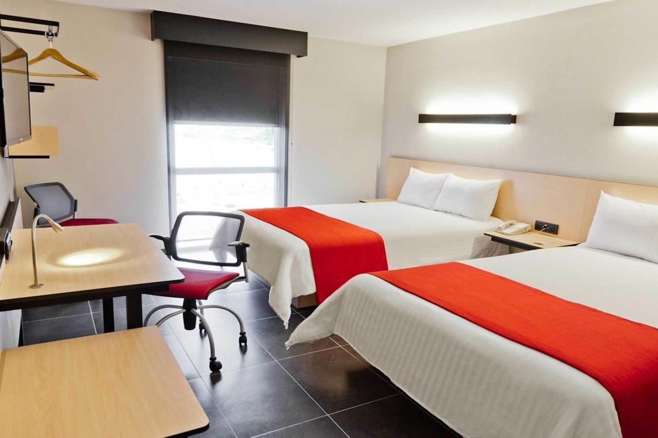 City Express By Marriott Paraíso Εξωτερικό φωτογραφία